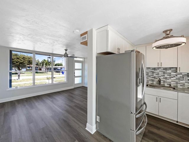 11812 Balsam Drive, Royal Palm Beach, FL 33411