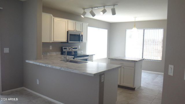 12525 W READE Avenue, Litchfield Park, AZ 85340