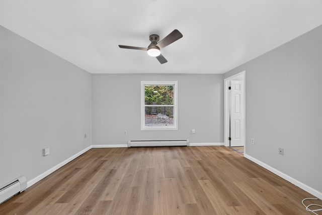 49 Ledgeview Drive, Rochester, NH 03839