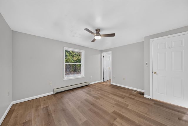 49 Ledgeview Drive, Rochester, NH 03839