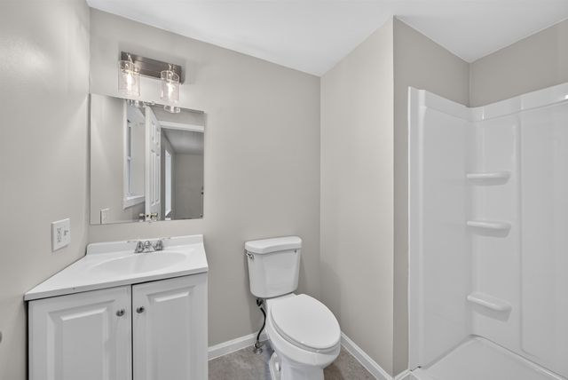 49 Ledgeview Drive, Rochester, NH 03839
