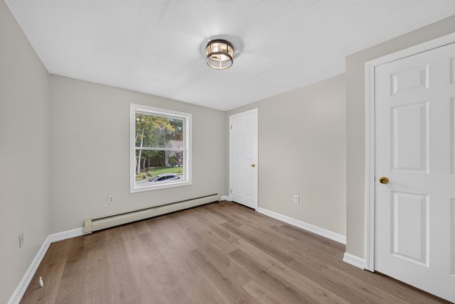 49 Ledgeview Drive, Rochester, NH 03839