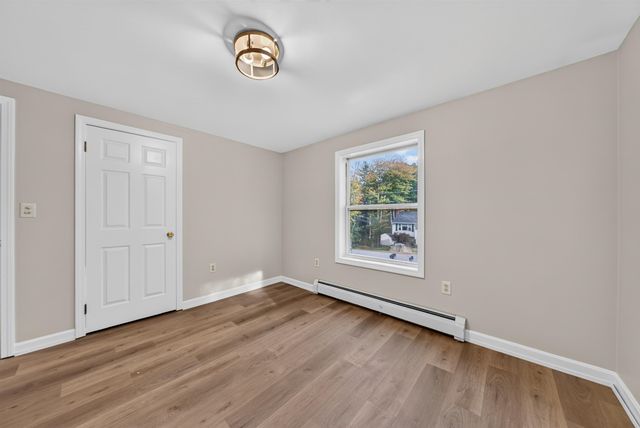 49 Ledgeview Drive, Rochester, NH 03839