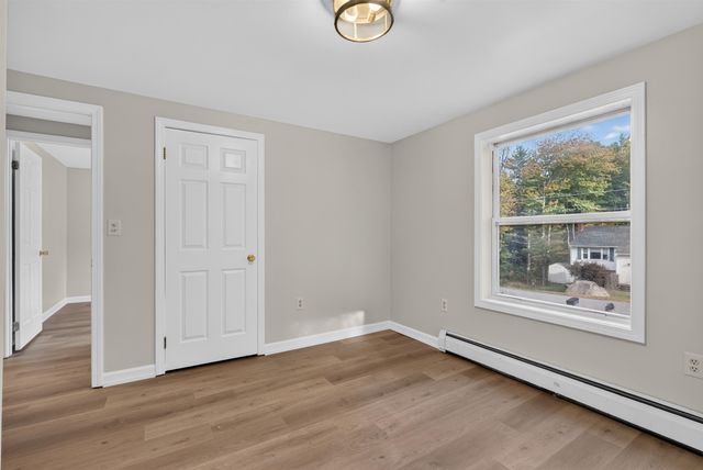 49 Ledgeview Drive, Rochester, NH 03839