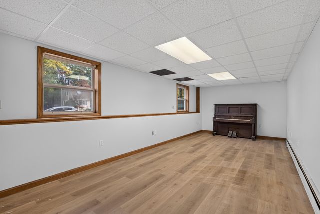 49 Ledgeview Drive, Rochester, NH 03839