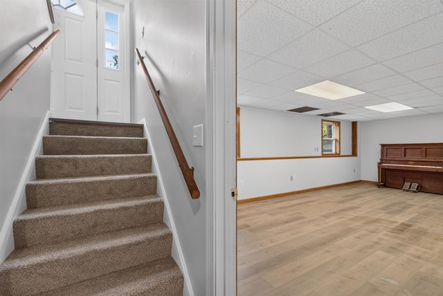 49 Ledgeview Drive, Rochester, NH 03839