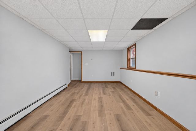 49 Ledgeview Drive, Rochester, NH 03839