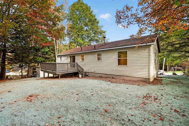 49 Ledgeview Drive, Rochester, NH 03839