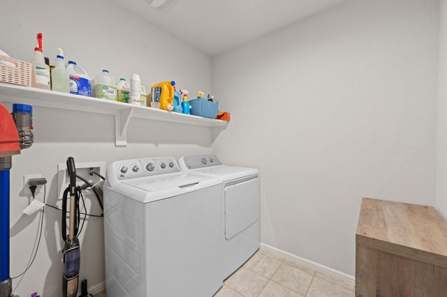 806 Peighton Court, Cleburne, TX 76033