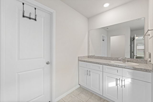 806 Peighton Court, Cleburne, TX 76033
