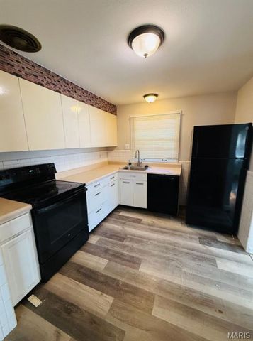 9720 Gloucester Drive, Bellefontaine Nghbrs, MO 63137