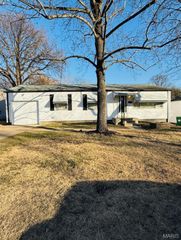 9720 Gloucester Drive, Bellefontaine Nghbrs, MO 63137
