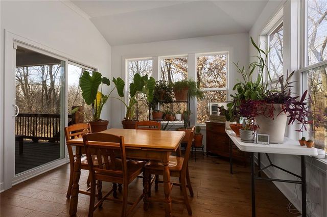 6615 NW 107th Court, Kansas City, MO 64154