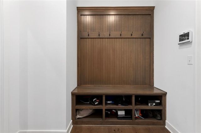 6615 NW 107th Court, Kansas City, MO 64154