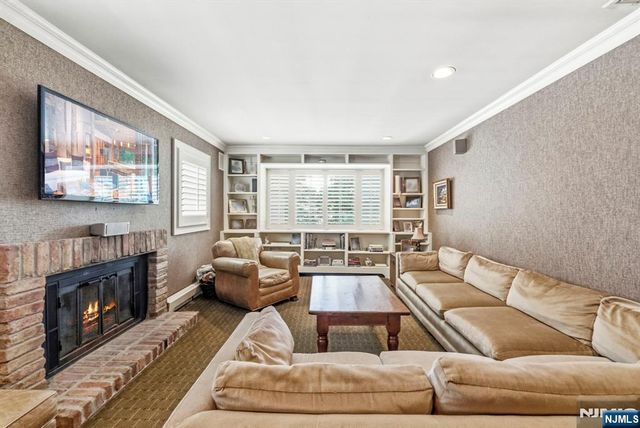 12 Wildwood Drive, North Caldwell, NJ 07006