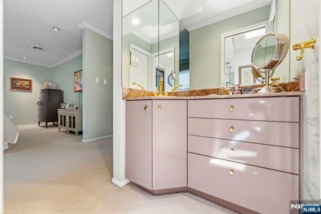 12 Wildwood Drive, North Caldwell, NJ 07006