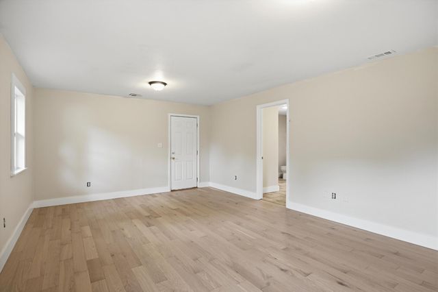 806 Indian Avenue, Rossville, GA 30741
