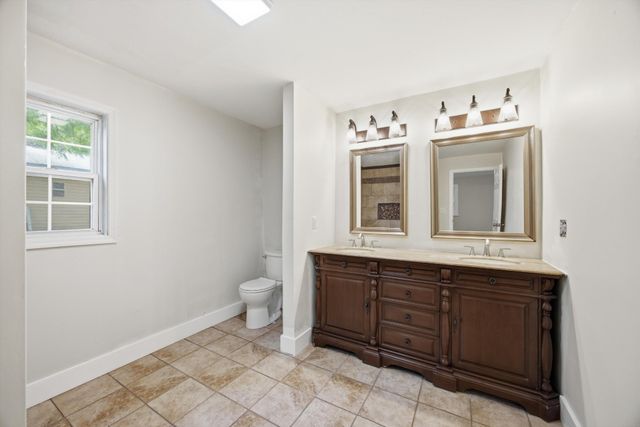 806 Indian Avenue, Rossville, GA 30741