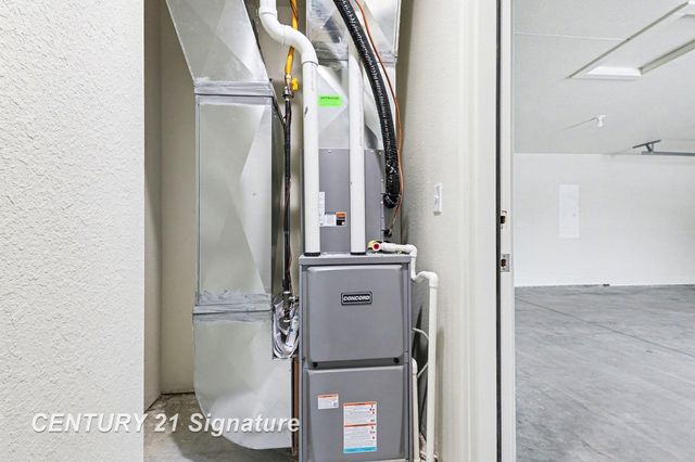 8483 N River Rock Drive, Freeland, MI 48623