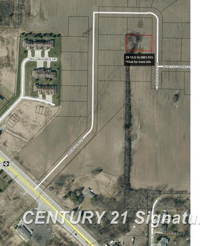 8483 N River Rock Drive, Freeland, MI 48623