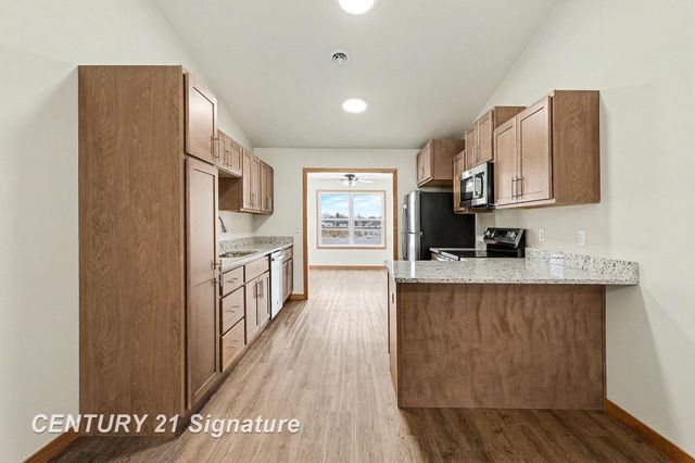 8483 N River Rock Drive, Freeland, MI 48623