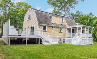 28 Stoney Cliff Road, Centerville, MA 02632