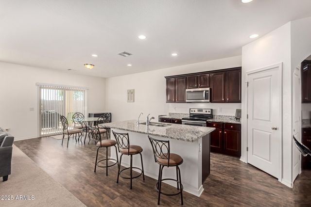 2699 E OMEGA Drive, San Tan Valley, AZ 85143