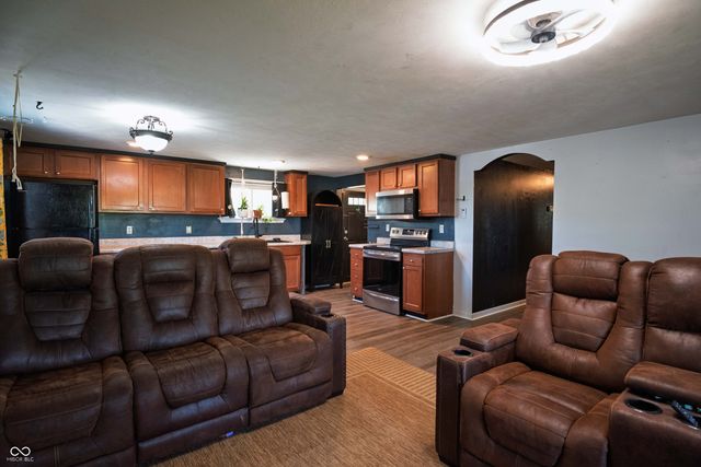 560 S County Road 700 W, North Vernon, IN 47265