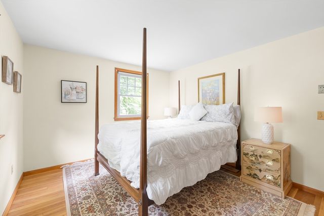 31 Robert Rd, Holliston, MA 01746