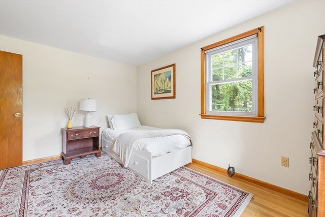 31 Robert Rd, Holliston, MA 01746
