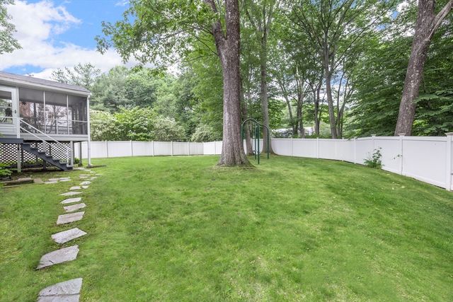 31 Robert Rd, Holliston, MA 01746