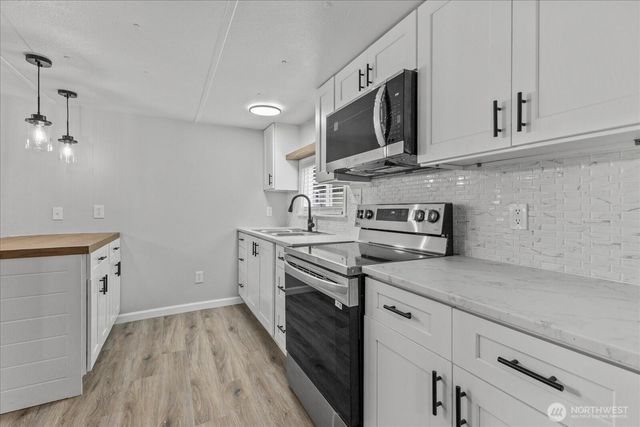 7701 Hardeson Road #37, Everett, WA 98203