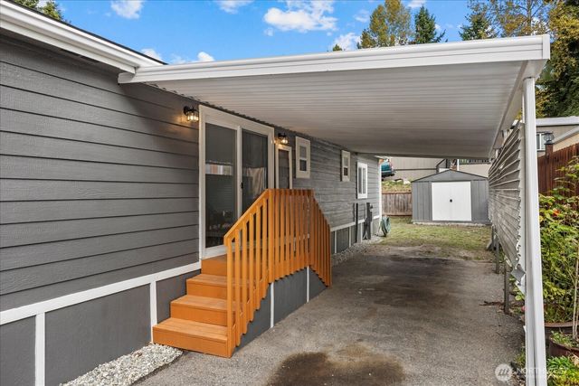 7701 Hardeson Road #37, Everett, WA 98203