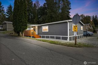 7701 Hardeson Road #37, Everett, WA 98203