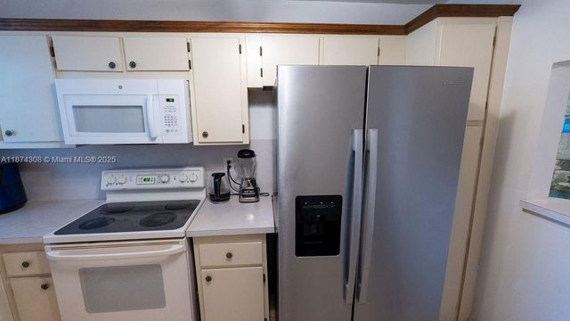 601 S State Road 7 2H, Margate, FL 33068