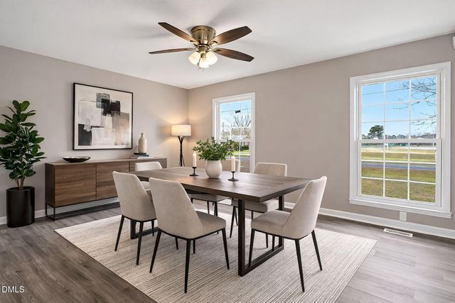 1200 Meadowlark Road, Dunn, NC 28334