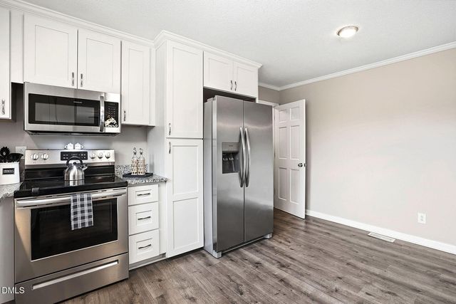 1200 Meadowlark Road, Dunn, NC 28334