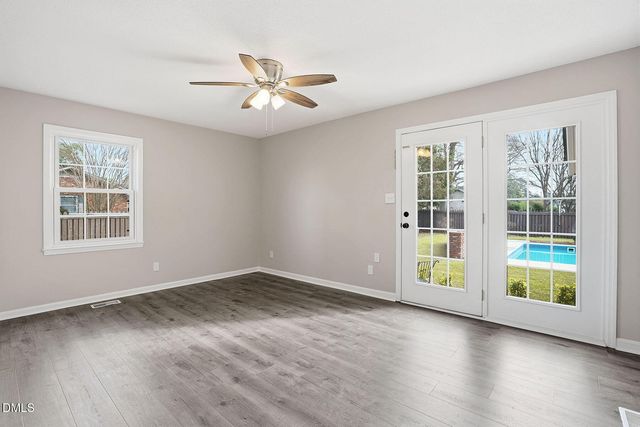 1200 Meadowlark Road, Dunn, NC 28334