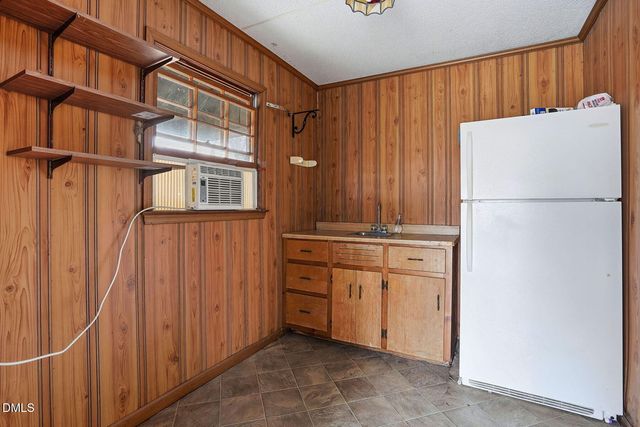 1200 Meadowlark Road, Dunn, NC 28334