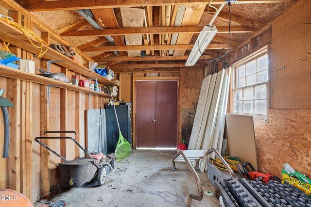 1200 Meadowlark Road, Dunn, NC 28334