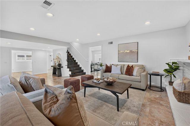 9211 Julie Beth, Cypress, CA 90630