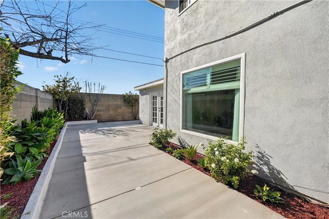 9211 Julie Beth, Cypress, CA 90630