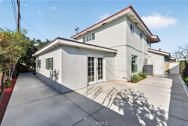 9211 Julie Beth, Cypress, CA 90630