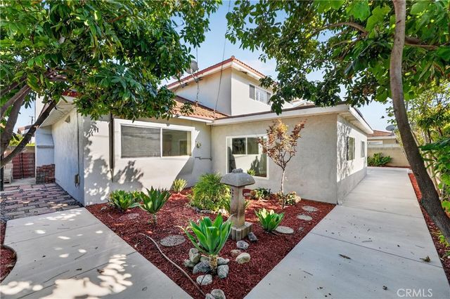 9211 Julie Beth, Cypress, CA 90630