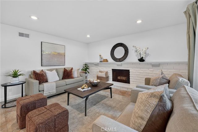 9211 Julie Beth, Cypress, CA 90630