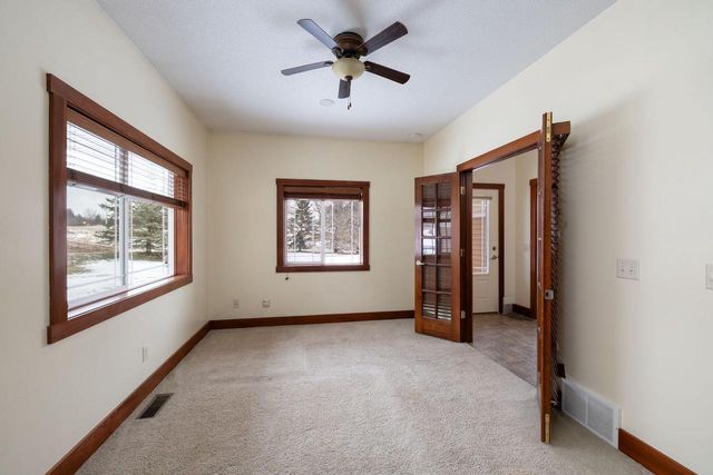 N2031 County Road F, La Crosse, WI 54601