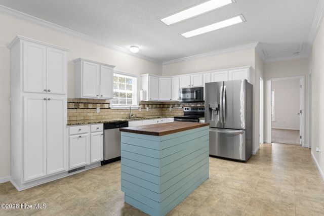 2592 Waterscape Drive SW, Supply, NC 28462
