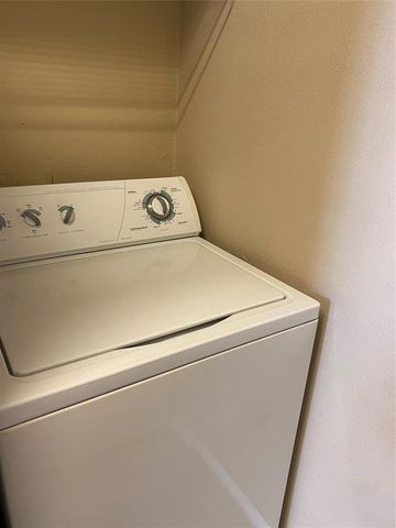 2626 Holly Hall Street 1211, Houston, TX 77054