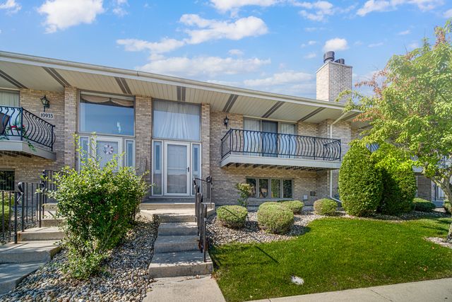 10935 California Court 185, Orland Park, IL 60467