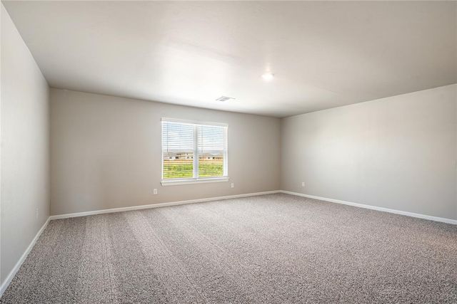 2107 Palmatum Road, El Reno, OK 73036